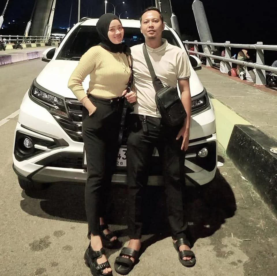 Pak Dede & Bu Arini
